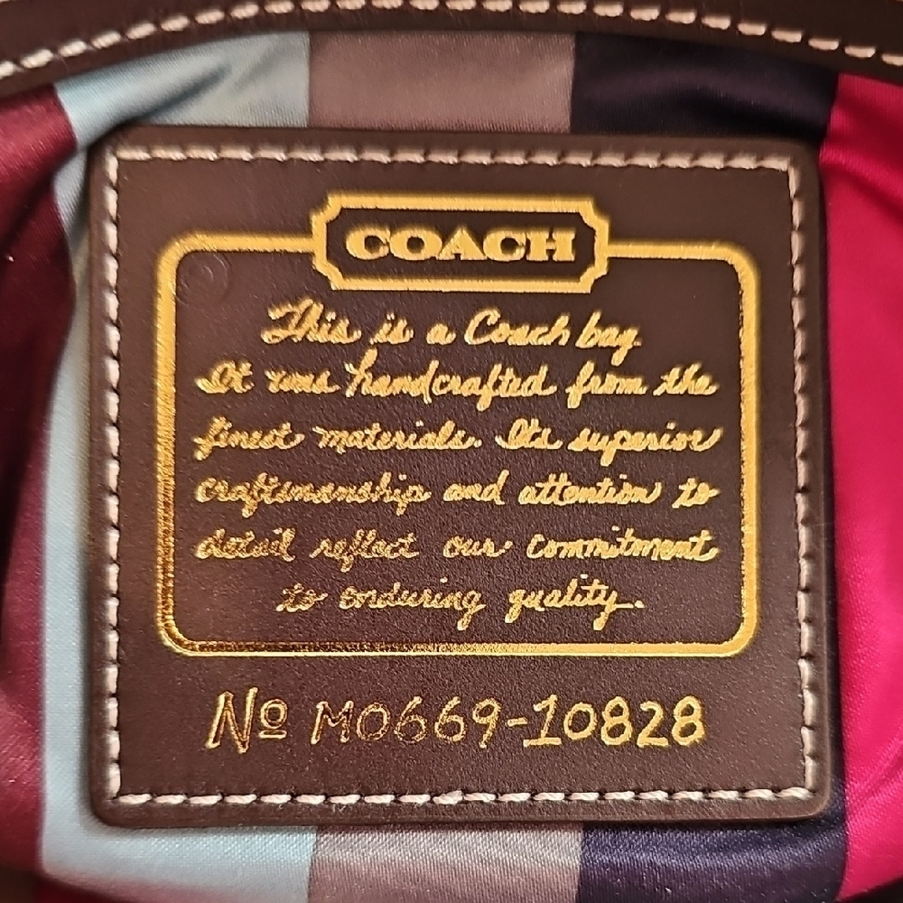 Coach Vintage 2006 EUC Legacy Parchment/Brown Slim Flap Ali Turnlock Bag - Picture 8 of 12